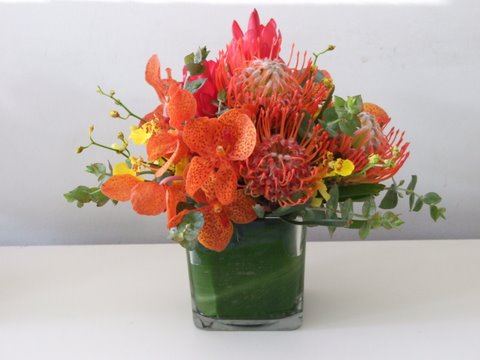 tropical-center-piece.jpg