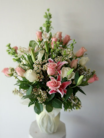 Roses Stargazer Lily Large Arrangement