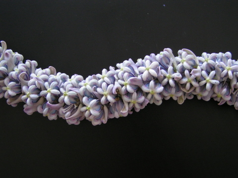 triple crown flower lei